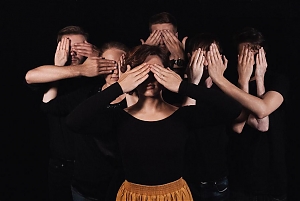 ПЕРВЫЙ В МИРЕ НЕВИДИМЫЙ ТЕАТР ПРЕДСТАВЛЯЕТ НОВЫЙ СПЕКТАКЛЬ